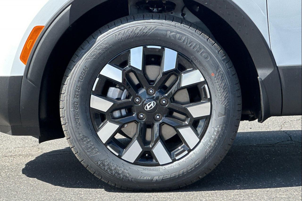 New 2026 Atlas White Hyundai SEL Activity FWD image 24