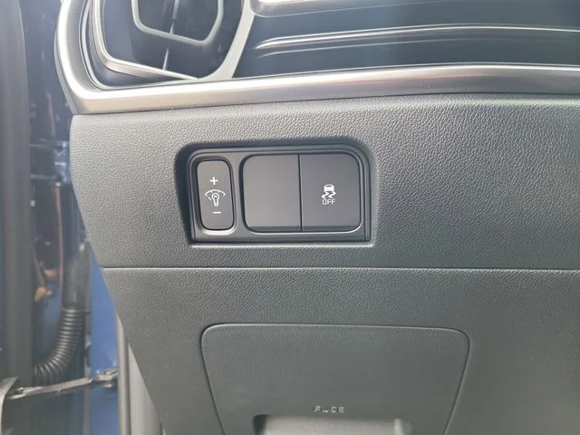2025 Kia Sorento S - Photo 10