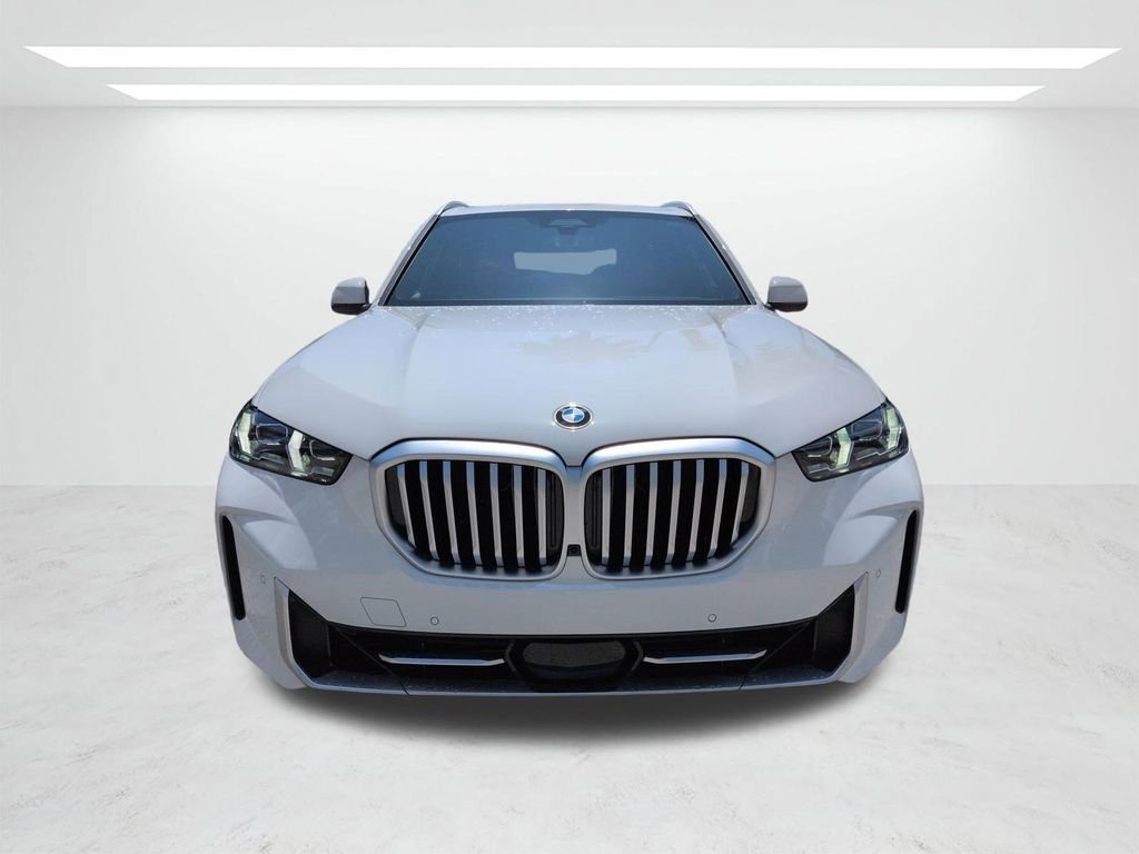 New 2026 Alpine White BMW xDrive40i image 9