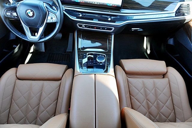 Used 2026 Gray BMW sDrive40i image 22