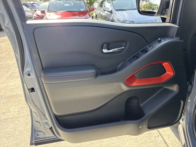 2025 Nissan Frontier PRO-X - Photo 13