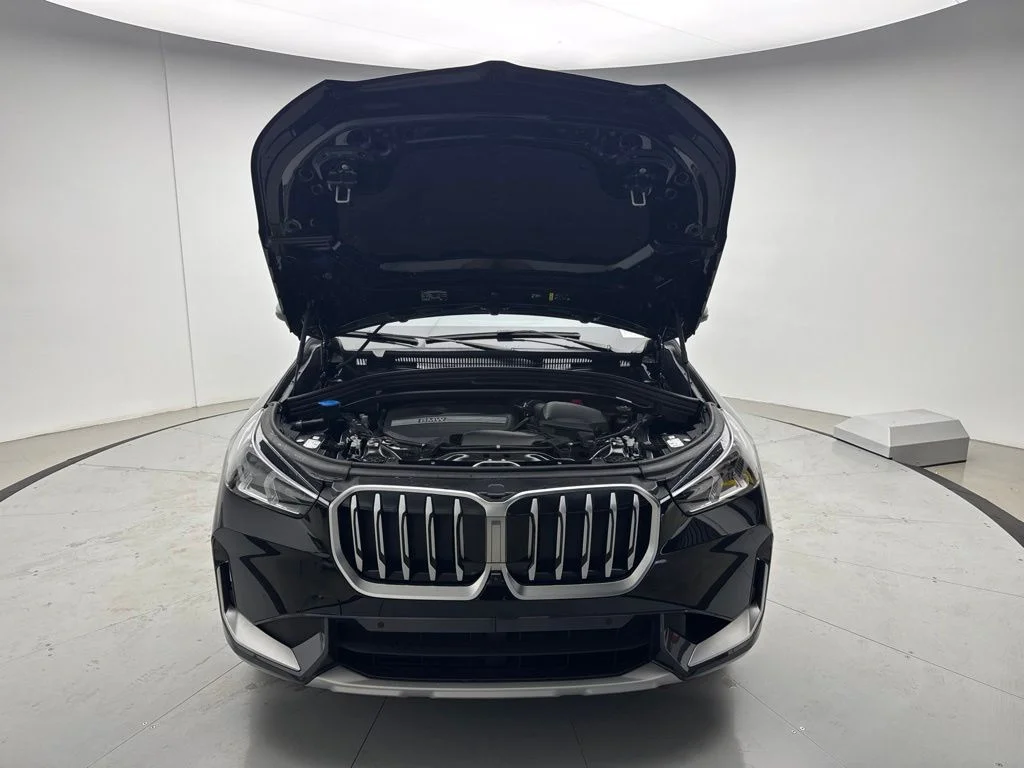 Certified Used 2023 Jet Black BMW xDrive28i image 10