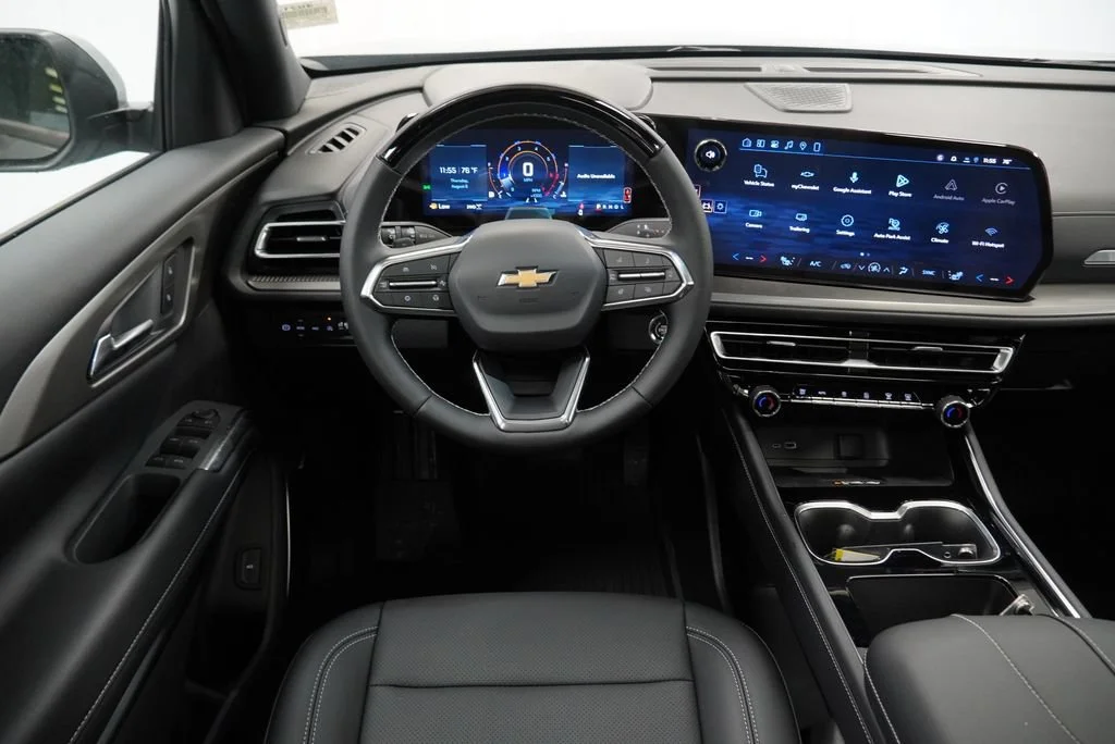 New 2027 Sterling Gray Metallic Chevrolet LT image 15