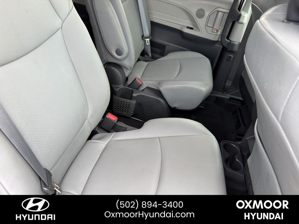 Used 2022 Ruby Flare Pearl Toyota XLE image 5