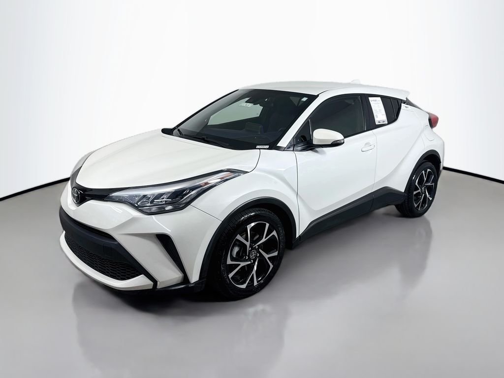 Used 2021 Blizzard Pearl Toyota XLE image 3