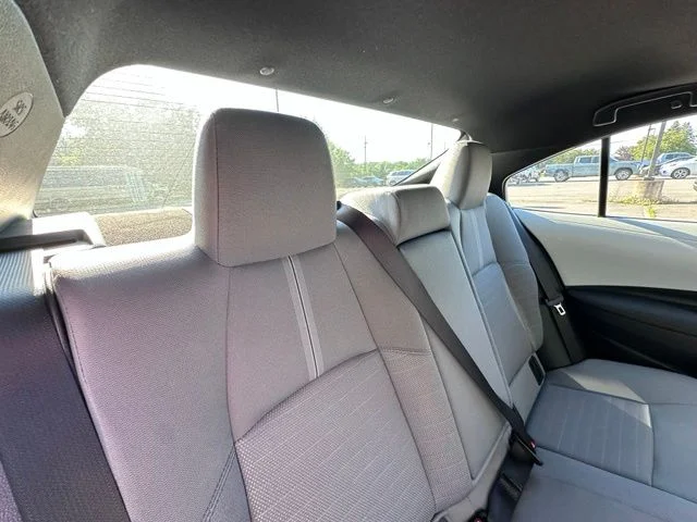 Used 2025 Silver Toyota SE image 9