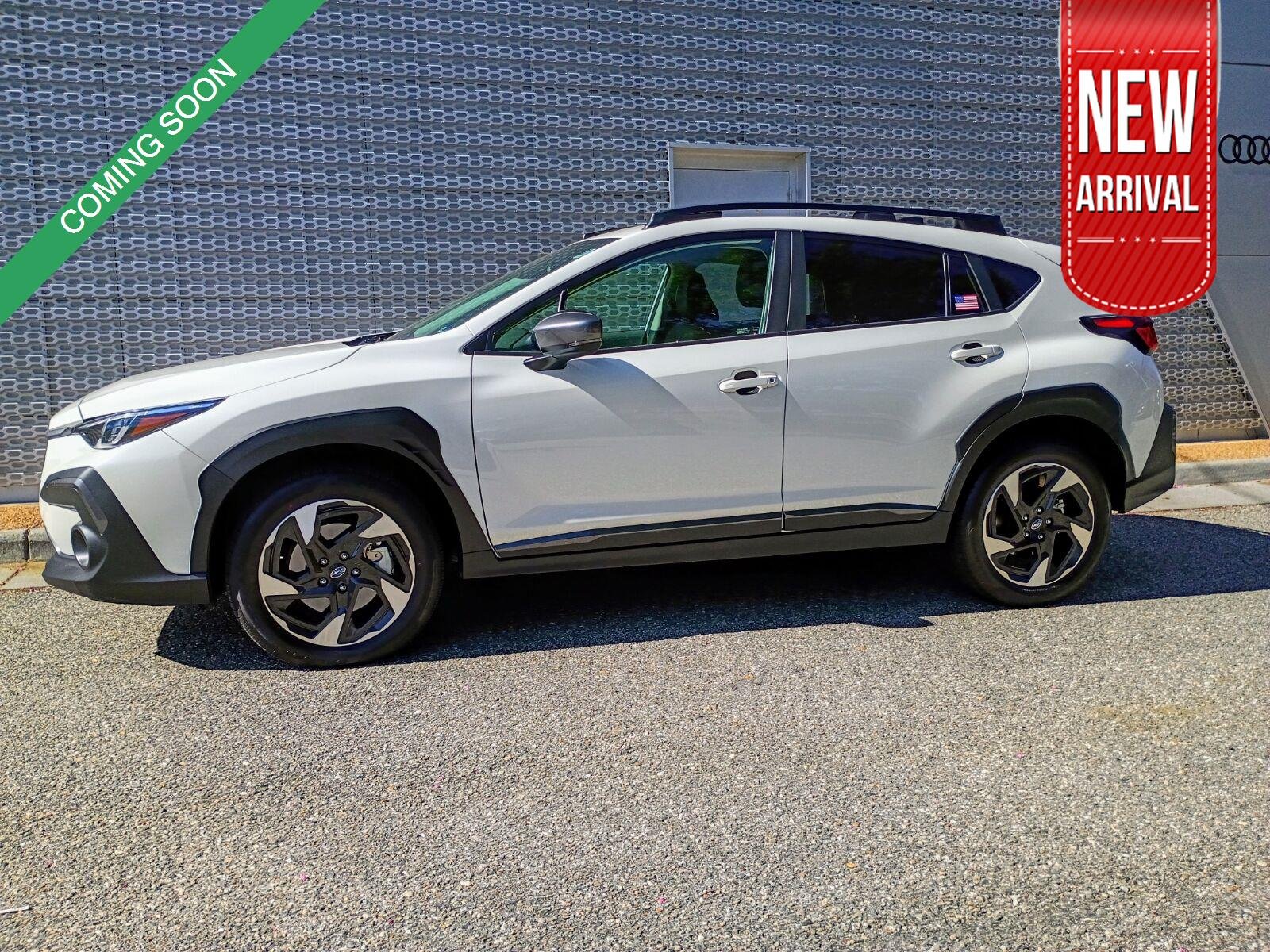 Used 2025 Crystal White Pearl Subaru Limited image 1