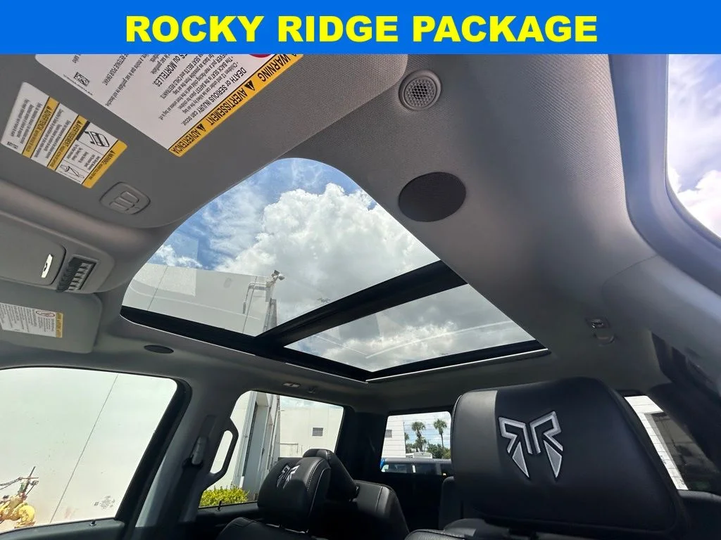 2025 Ford F-350 Super Duty Lariat - Photo 10