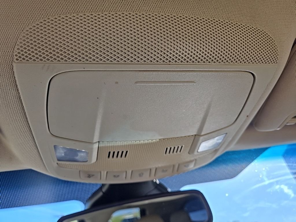 Used 2019 Blue Ford SEL image 71