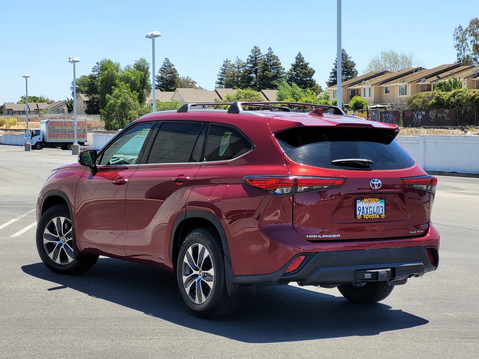 Used 2022  Toyota XLE image 6