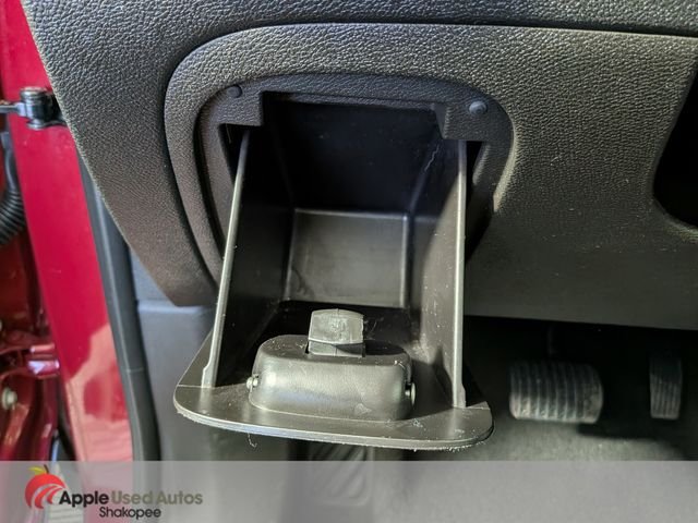 Used 2019 Red Chevrolet LT image 14