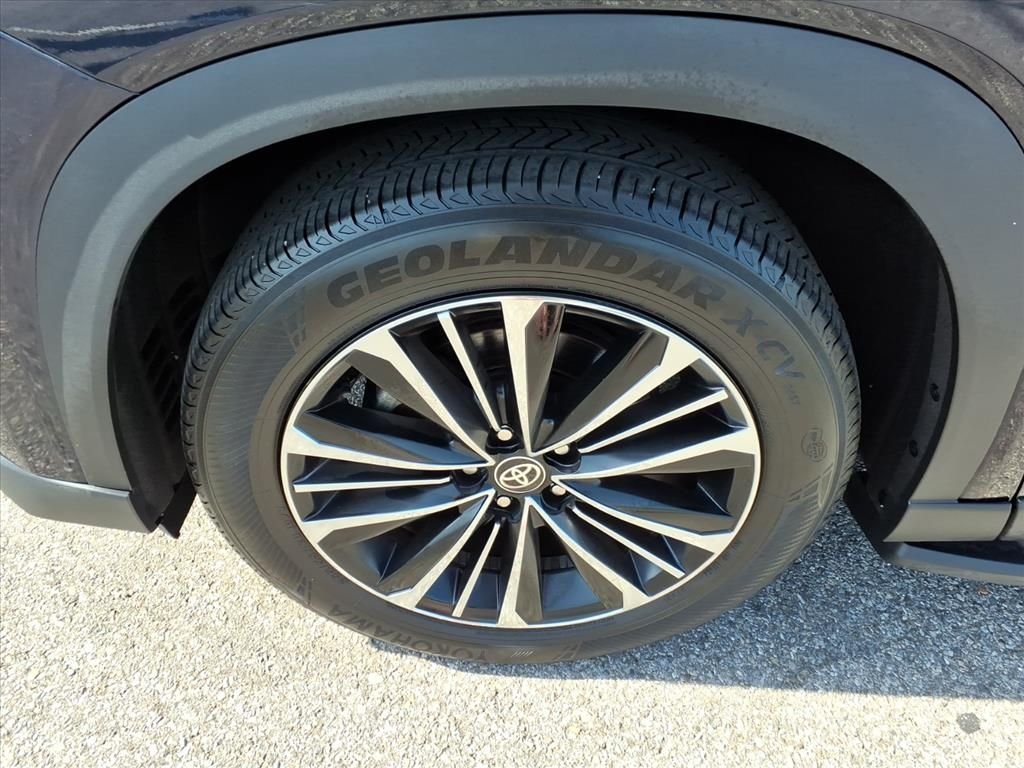 2024 Toyota Grand Highlander Platinum - Photo 11