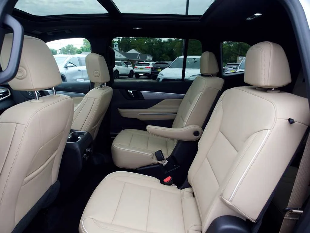 New 2026 Summit White Buick Preferred image 14
