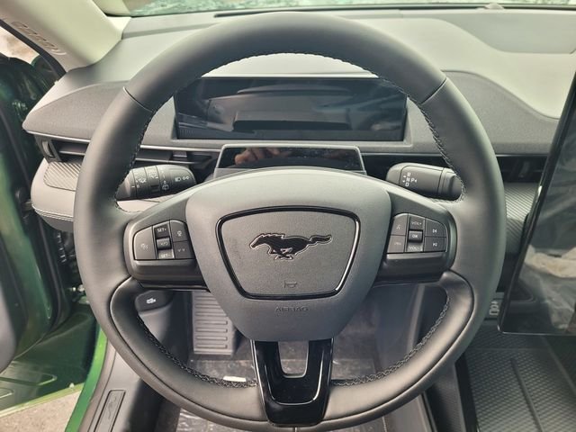 New 2026 Green Ford Select image 10