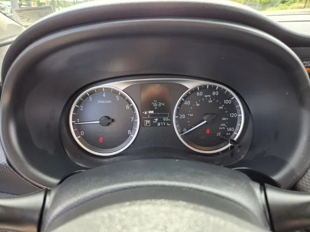 Used 2025 Gray Nissan S image 34