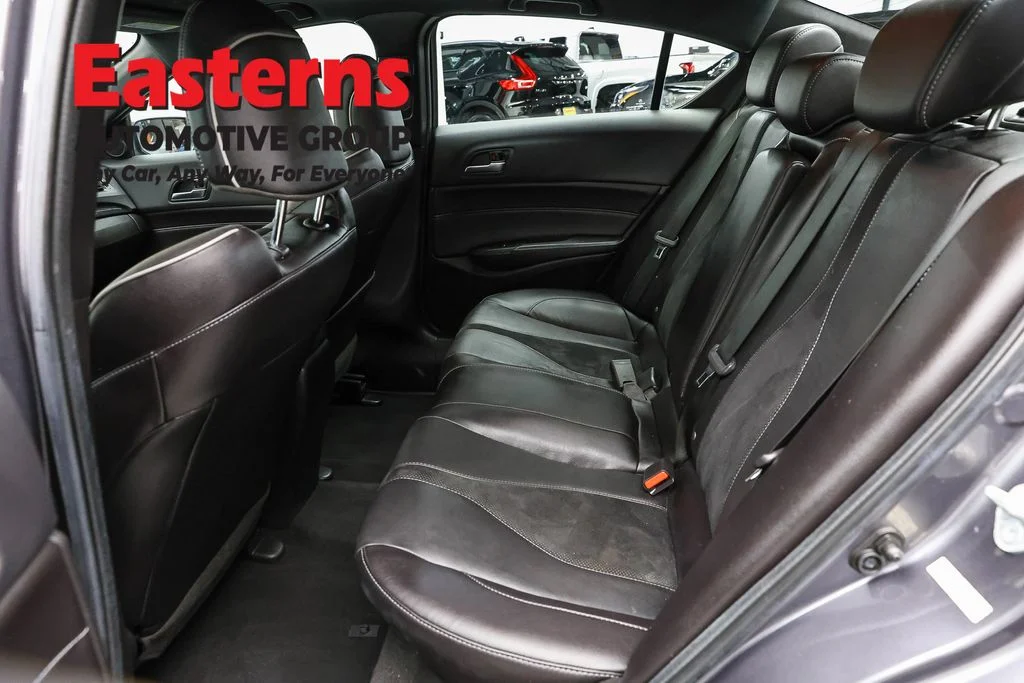 Used 2021 Gray Acura Premium and A-SPEC Packages image 24