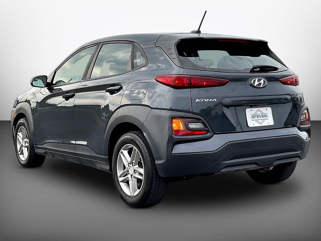 Used 2019 Gray Hyundai SE image 4