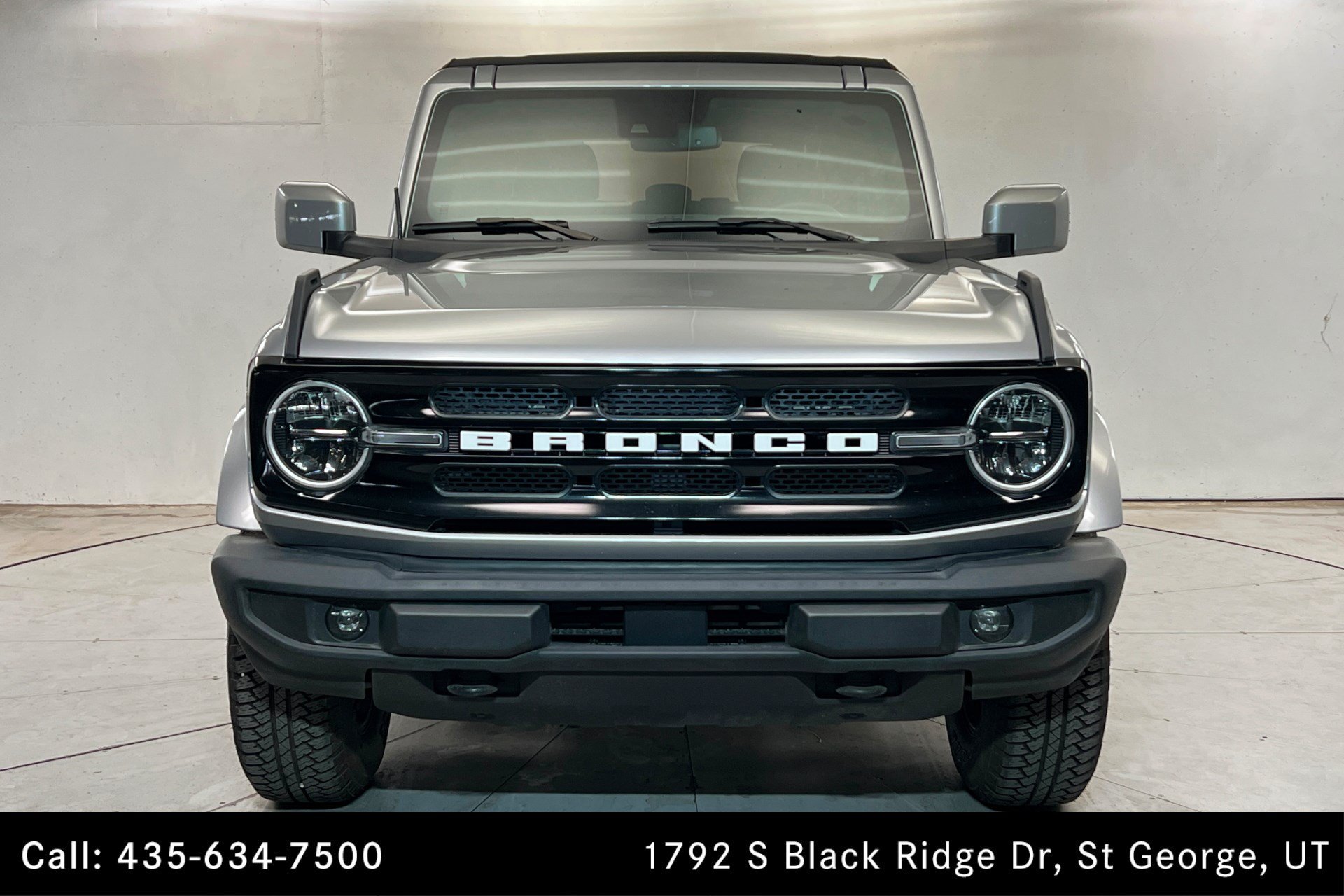 Used 2023 ICONIC SILVER METALLIC Ford  image 9