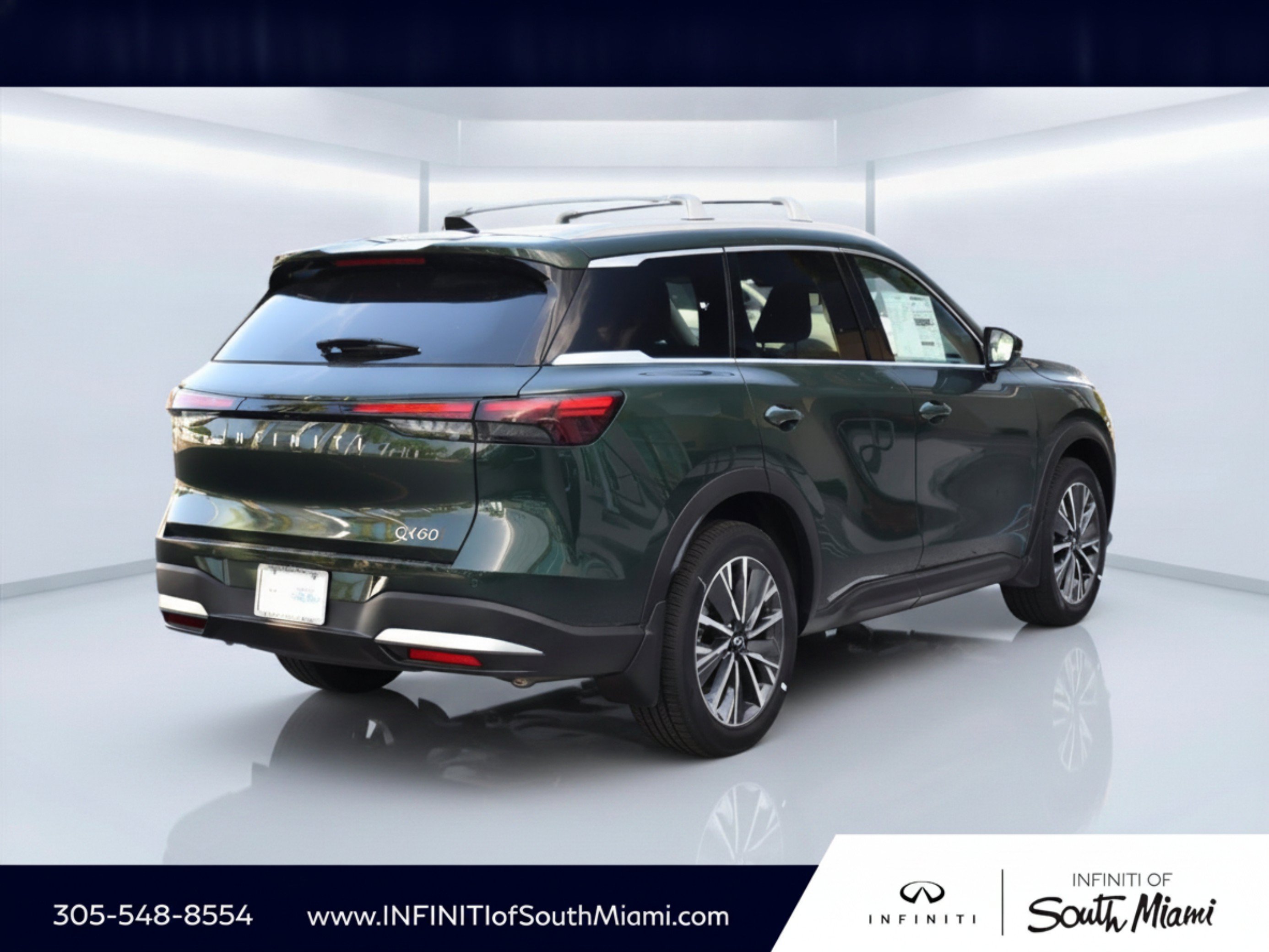 New 2027 DEEP EMERALD INFINITI Luxe FWD image 4