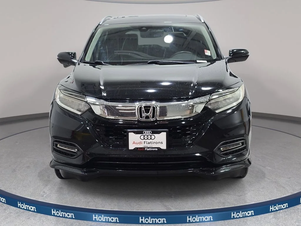 Used 2019 Black Honda Touring image 3