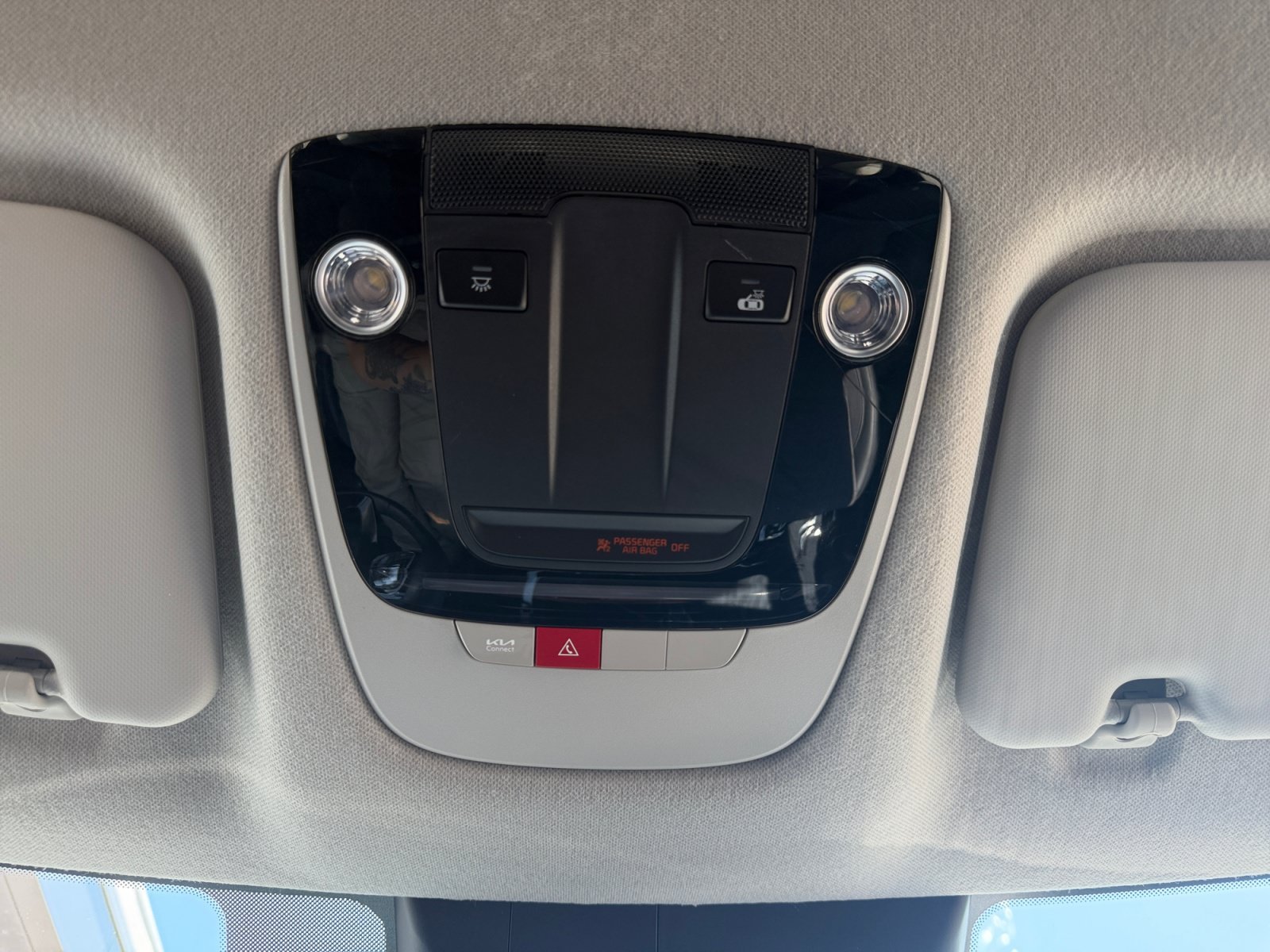 Certified Used 2024 Pluton Blue/Black Roof Kia S image 27