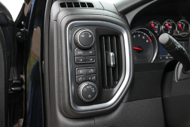 Used 2019 Black Chevrolet RST image 14