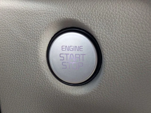 2025 Kia Sorento S - Photo 34
