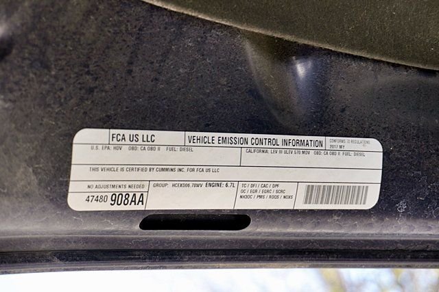 Used 2017 Blue Ram Laramie image 39