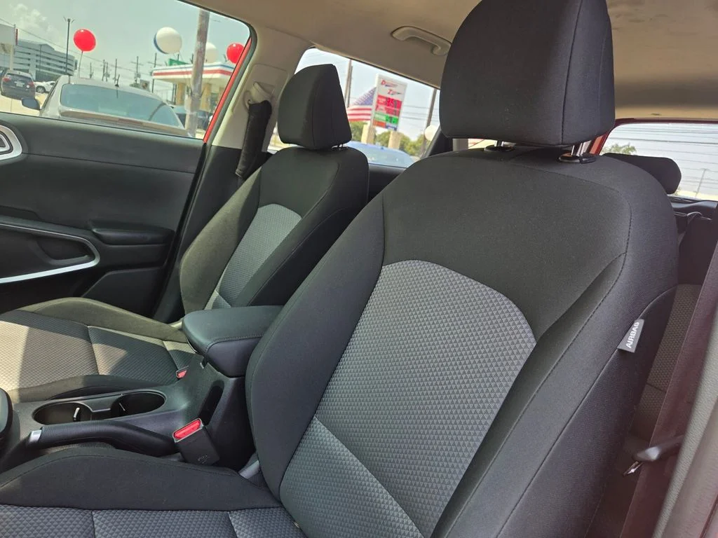 Used 2025 Red Kia LX image 11