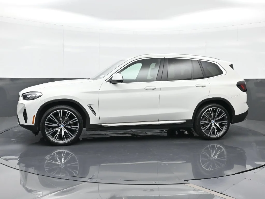 Certified Used 2024 White BMW sDrive30i image 3