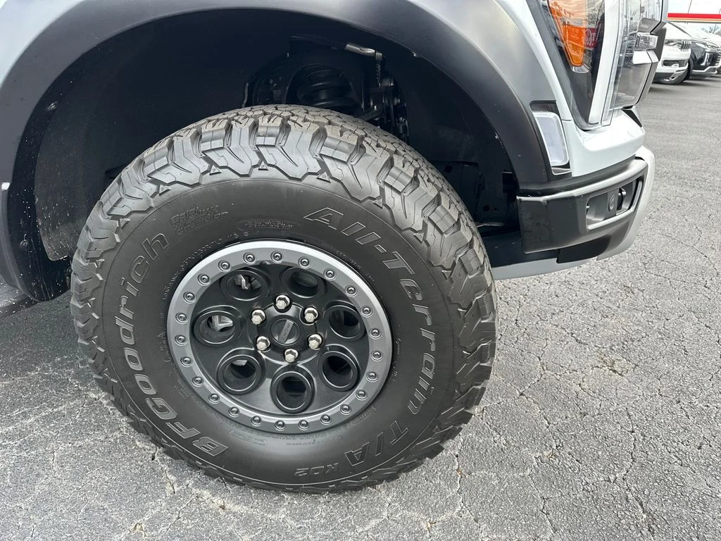 Used 2025 White Ford Raptor image 12