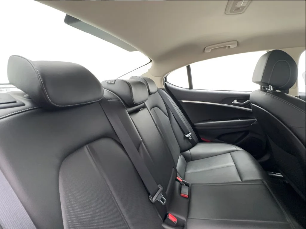 Used 2025 Gray Genesis 2.5T image 27