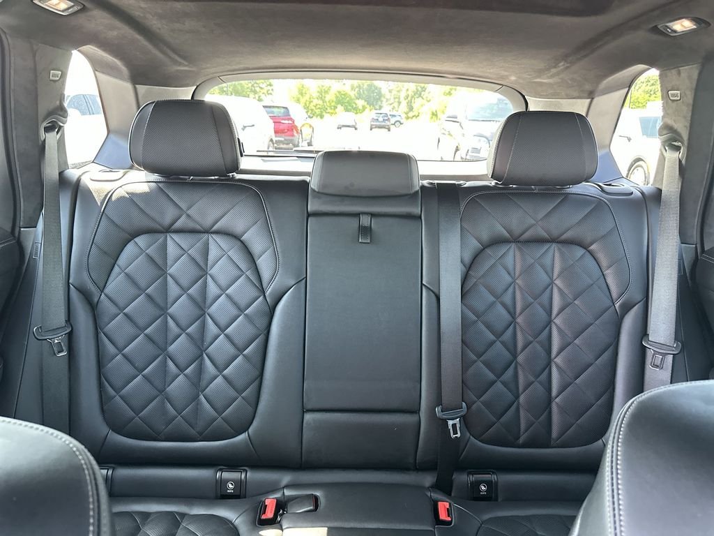 Used 2025 Black BMW xDrive50e image 13