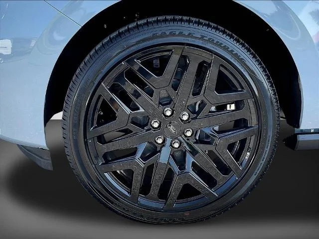 New 2027 Glacier Gray Metallic Tri-Coat Ford MAX Platinum image 58