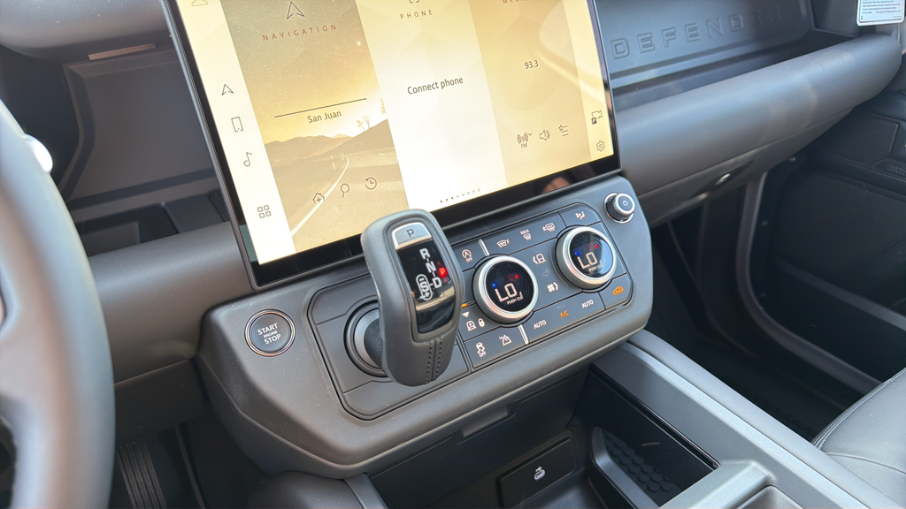 New 2026 Borasco Grey Land Rover X-Dynamic SE image 21
