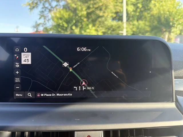 Certified Used 2024 Green Kia S image 18