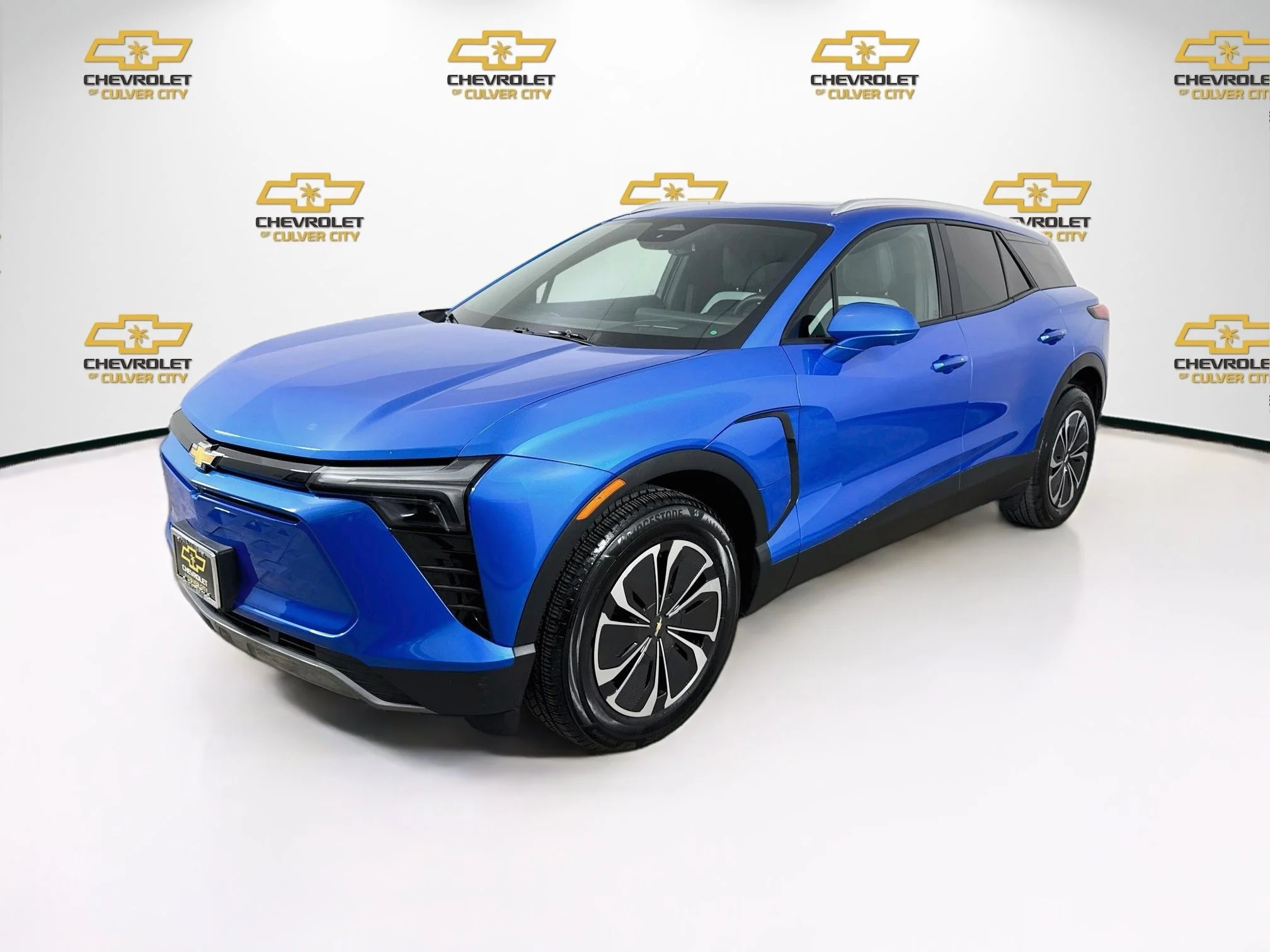 Used 2024 Riptide Blue Metallic Chevrolet LT image 3