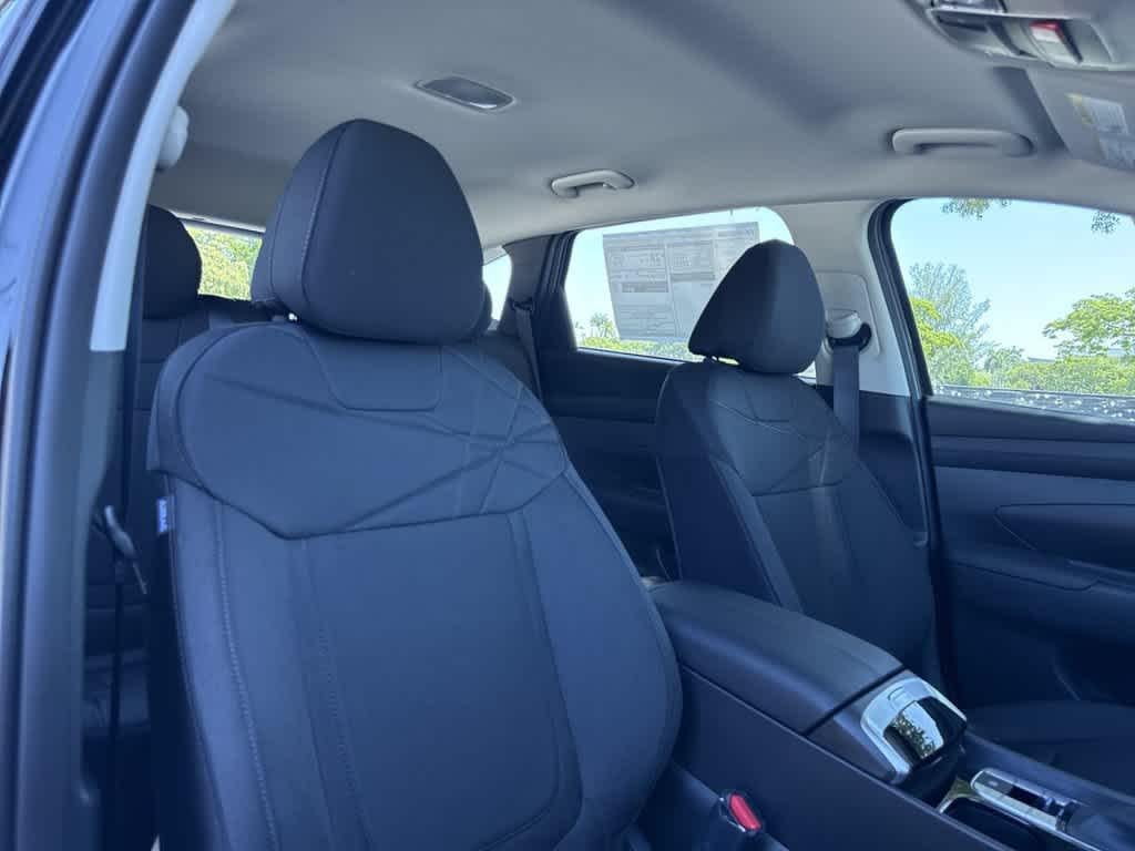 New 2026 Phantom Black Hyundai SE FWD image 27