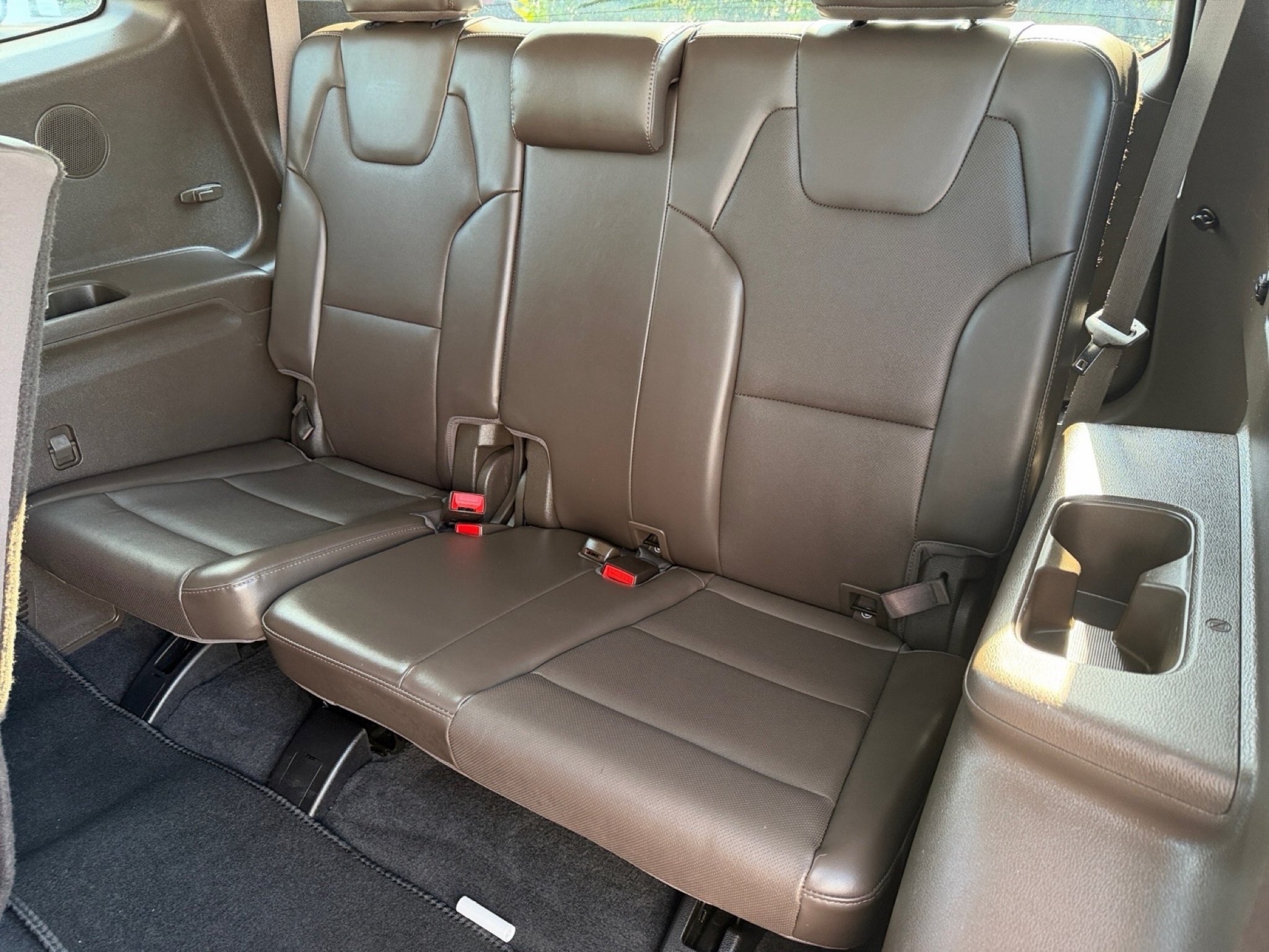 Used 2020 Ebony Black Kia SX image 13