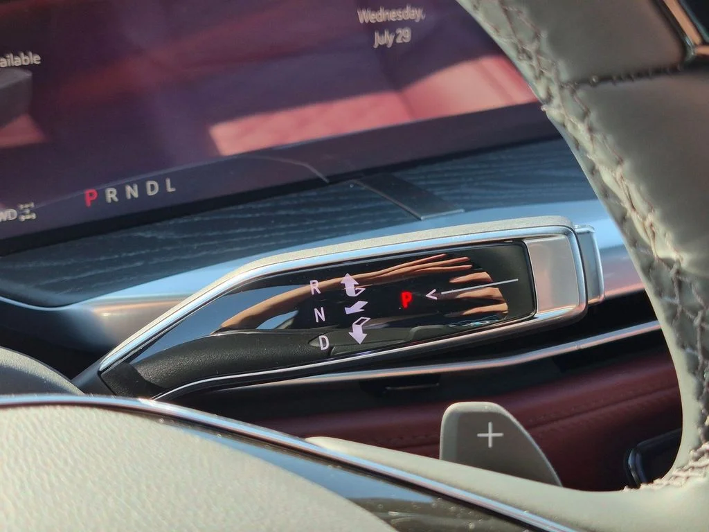 2026 Cadillac Escalade Sport - Photo 35