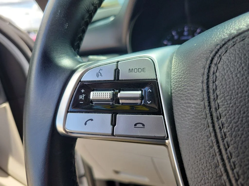 Used 2022 Glacial White Pearl Kia S image 19
