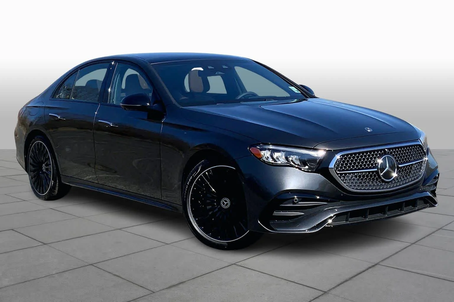New 2026 Graphite Grey Metallic Mercedes-Benz E 350 image 2