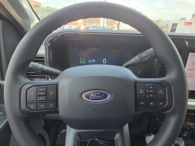 New 2026 Carbonized Gray Metallic Ford F-250® XLT image 31
