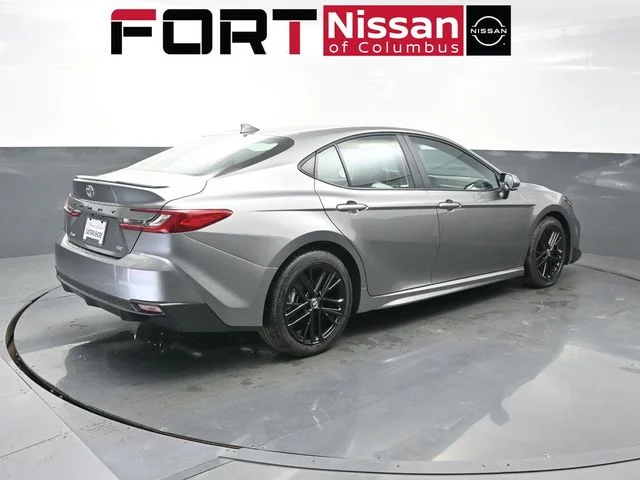 Used 2026  Toyota SE image 7