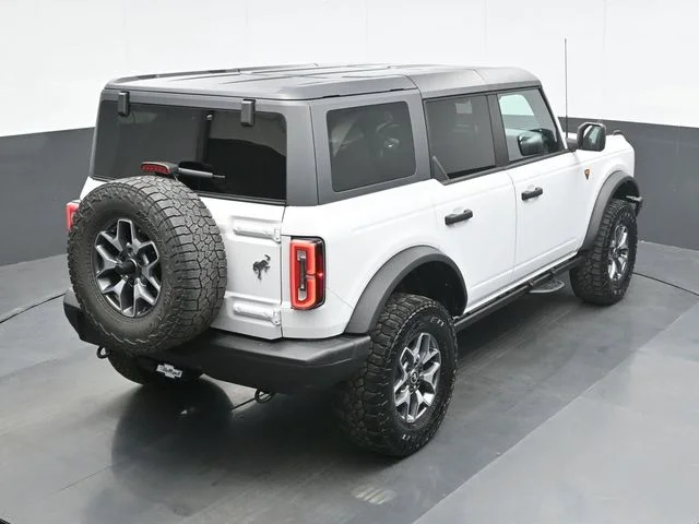 Used 2021 White Ford Badlands image 17