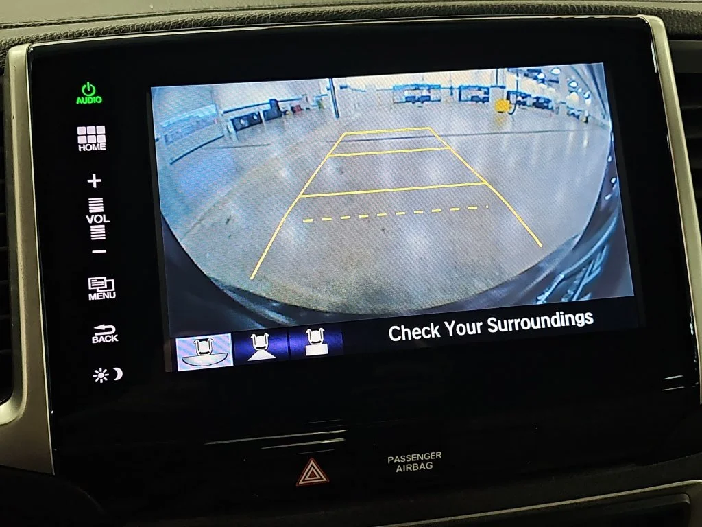 Used 2016  Honda EX-L image 25