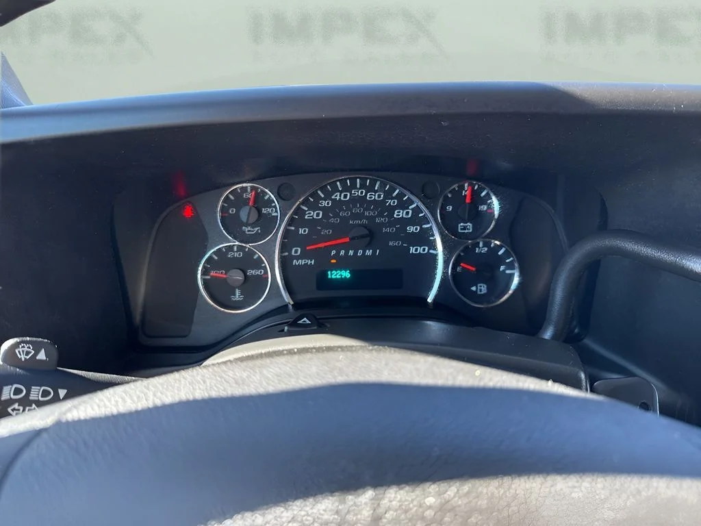 Used 2023 White Chevrolet Work Van image 16
