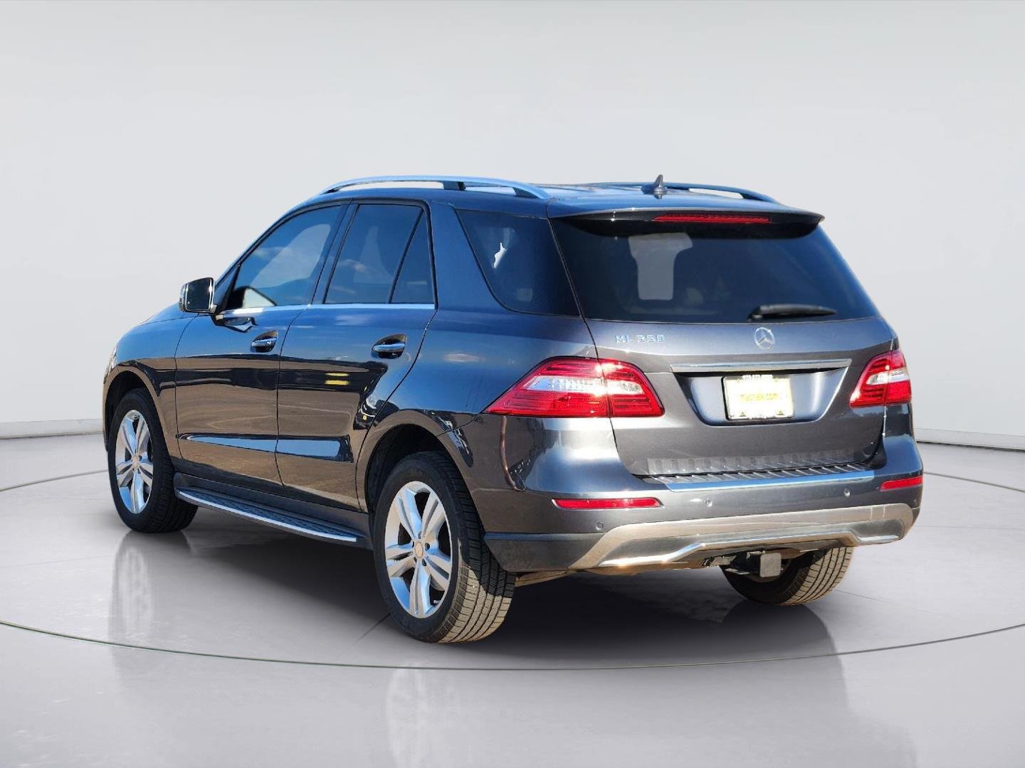 Used 2015 Steel Gray Metallic Mercedes-Benz ML 350 image 4