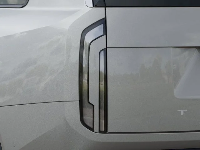New 2027 Ivory Silver Kia S image 11