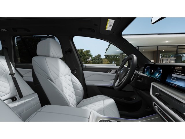 New 2026 Skyscraper Grey Metallic BMW xDrive50e image 9